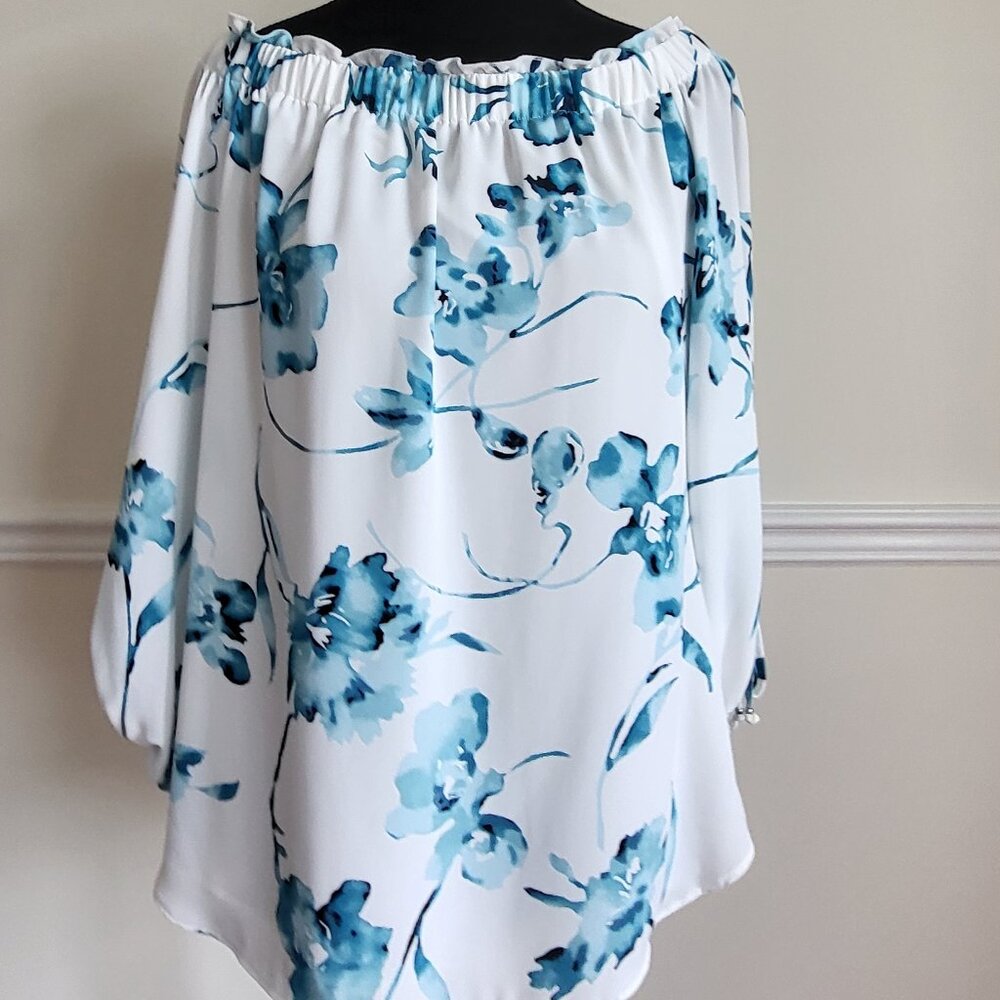 White House Black Market White Off-Shoulders Drawstring Sleeve Blouse, Size M